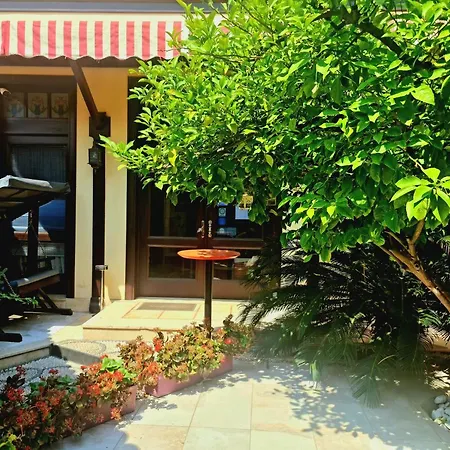 Eski Masal - Special Class (adults Only) 3*