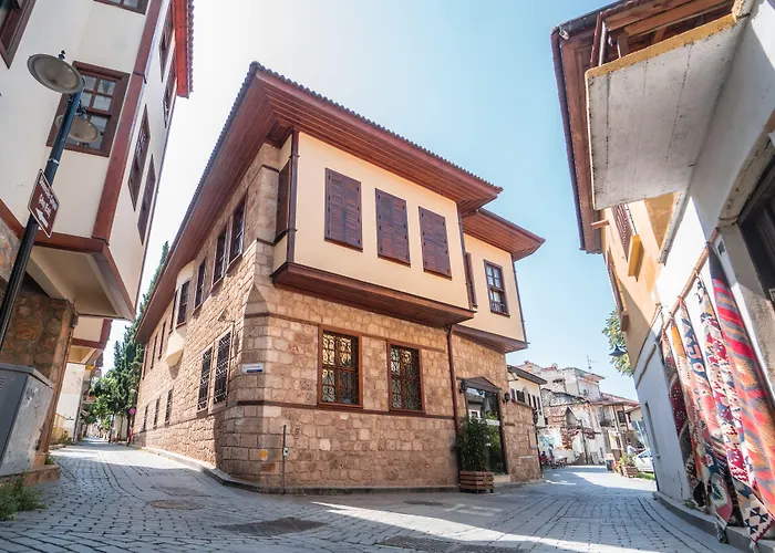 Eski Masal - Special Class (adults Only) 3*